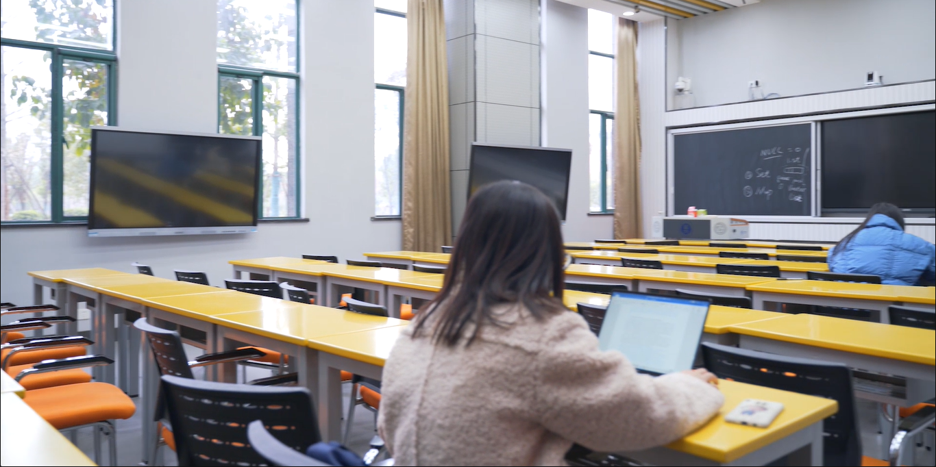 CCNU Facilities Classroom 1